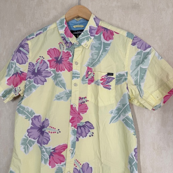 Chubbies Men’s Yellow Floral Hawaiian Button Down Shirt Shortsleeve Size M - Picture 2 of 11